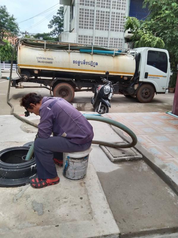 บริการสูบส้วมและดูดสิ่งปฏิกูล อุดรธานี แก้ไขท่อตัน รวดเร็วทันใจ - บริการสูบส้วม ลอกท่อ แก้ไขสิ่งอุดตัน และติดตั้งถังบำบัด ในเขตเทศบาลนครอุดรธานี ประเมินราคาฟรี